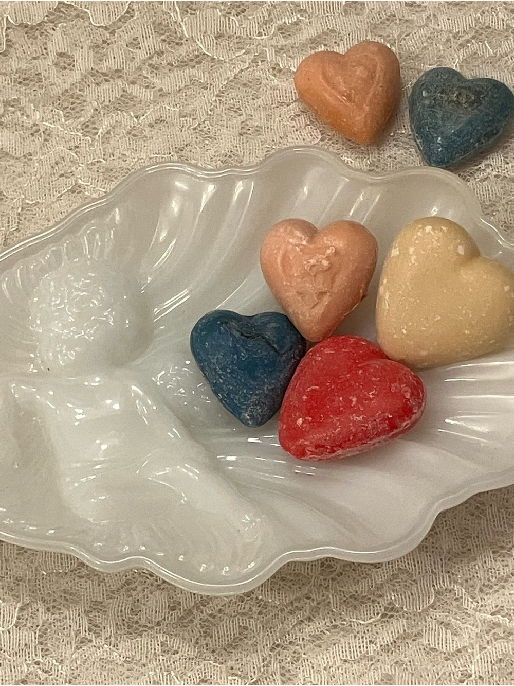 AVON SIGNED MILK GLASS TRINKET OR SOAP DISH